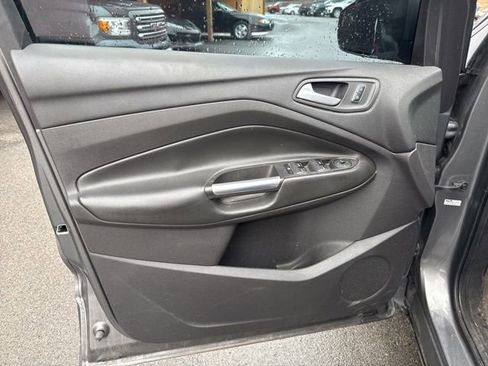 Used 2013 Ford Escape SE image 15
