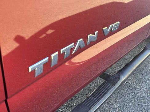 Used 2019 Nissan Titan PRO-4X AWD/4WD image 11