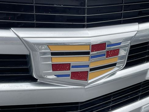 Used 2015 Cadillac Escalade Premium AWD/4WD image 6