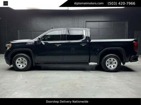 Used 2019 GMC Sierra 1500 Denali w/ Denali Ultimate Package image 3