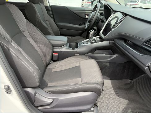 Used 2025 Subaru Outback Premium w/ Popular Package #1A AWD/4WD image 29