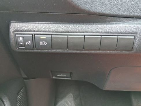 Used 2022 Toyota Corolla LE FWD image 23