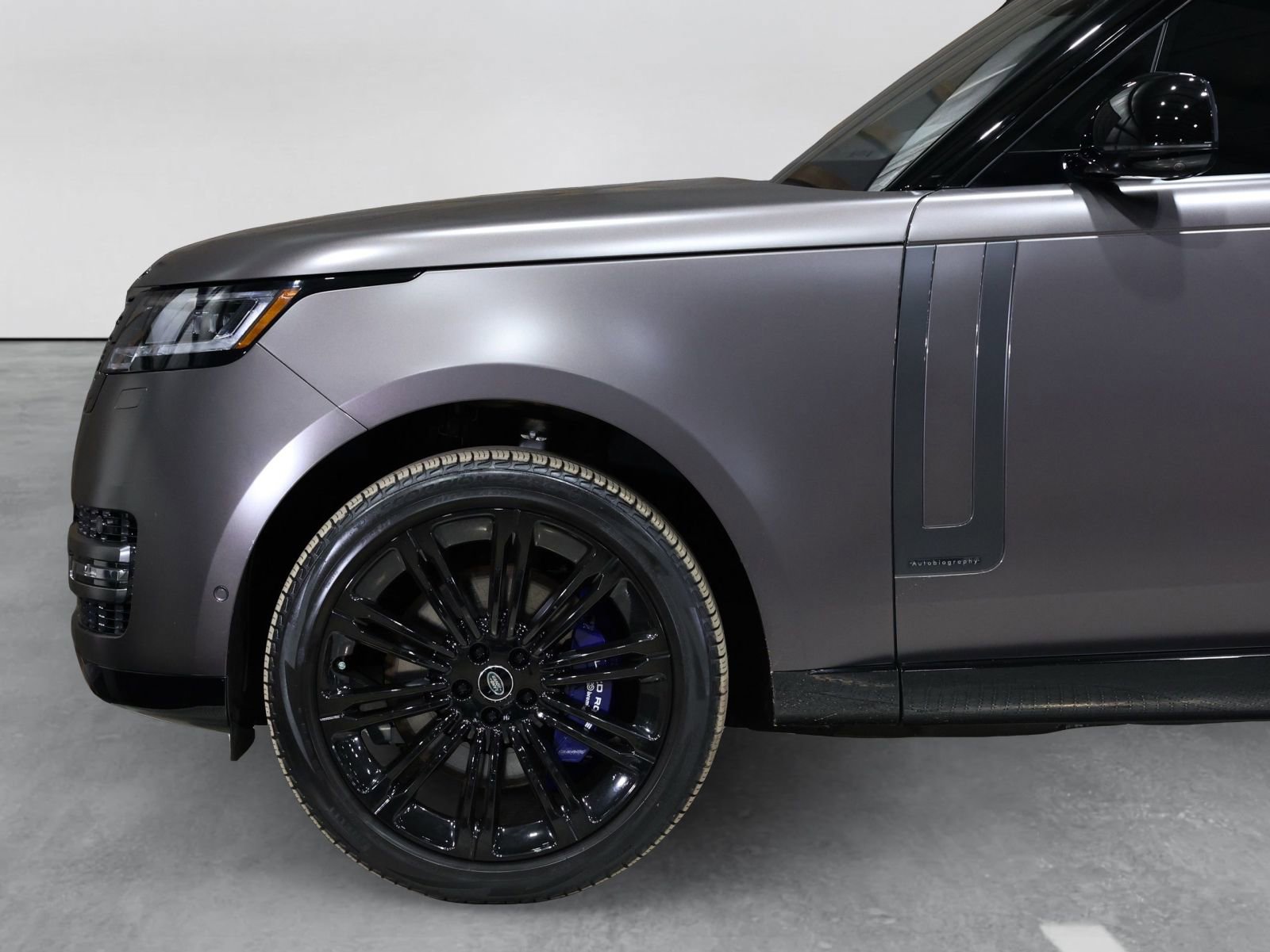 Used 2023 Land Rover Range Rover Long Wheelbase Autobiography AWD/4WD image 47