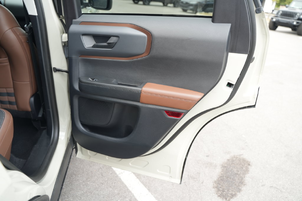 Used 2024 Ford Bronco Sport Outer Banks AWD/4WD image 23