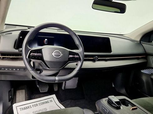Used 2023 Nissan Ariya FWD image 12