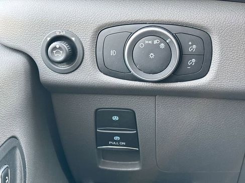 Used 2024 Ford Transit 350 XLT image 34