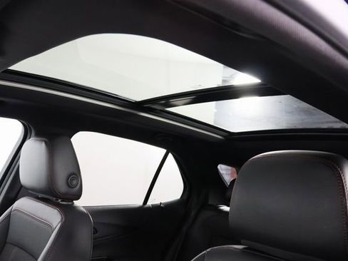 Used 2022 Chevrolet Equinox RS image 24