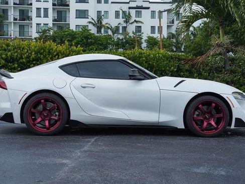 Used 2021 Toyota Supra w/ Safety & Technology Package RWD image 16