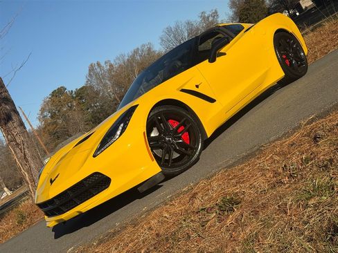 Used 2015 Chevrolet Corvette Stingray Coupe w/ 2LT Preferred Equipment Group image 6