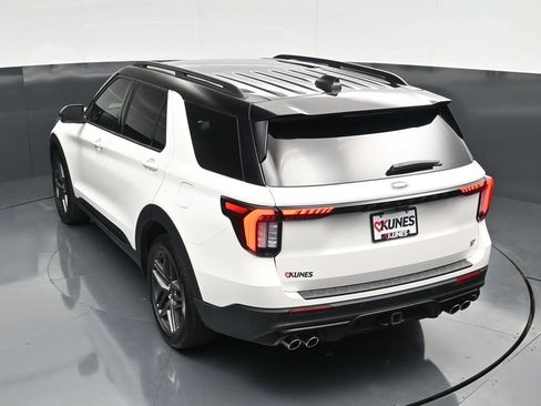 Used 2025 Ford Explorer ST AWD/4WD image 50