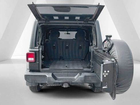 Used 2020 Jeep Wrangler Unlimited Sport w/ Technology Group AWD/4WD image 7