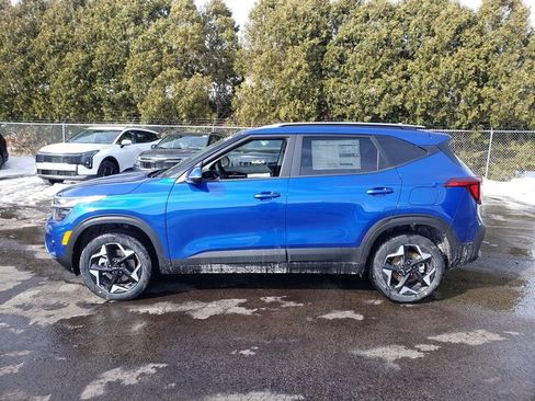 New 2026 Kia Seltos S image 3