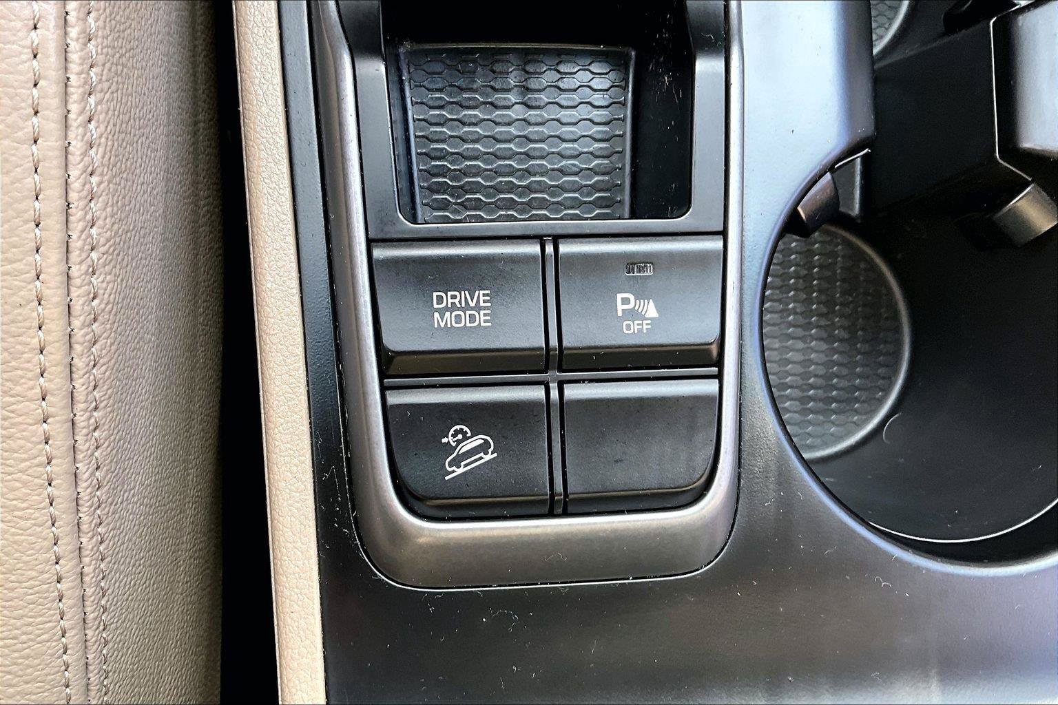 Used 2017 Hyundai Tucson Limited w/ Limited Ultimate Package 03 FWD image 37