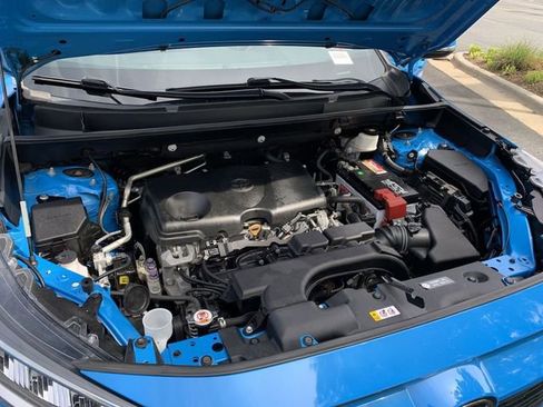 Used 2019 Toyota RAV4 XLE w/ Convenience Package image 16