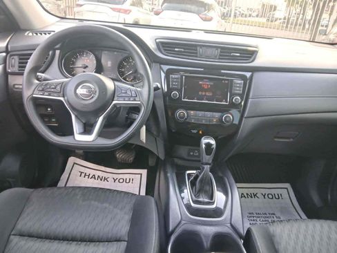 Used 2020 Nissan Rogue S image 12