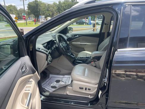 Used 2014 Ford Escape Titanium FWD image 10