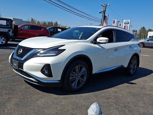 Certified 2023 Nissan Murano Platinum w/ Cargo Package AWD/4WD image 3