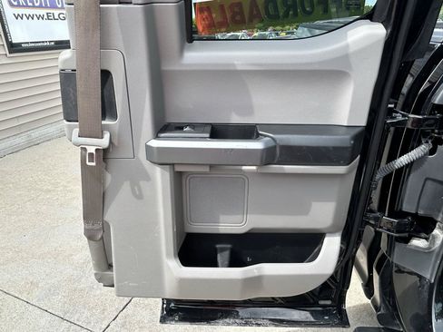 Used 2018 Ford F150 XLT w/ Trailer Tow Package AWD/4WD image 17
