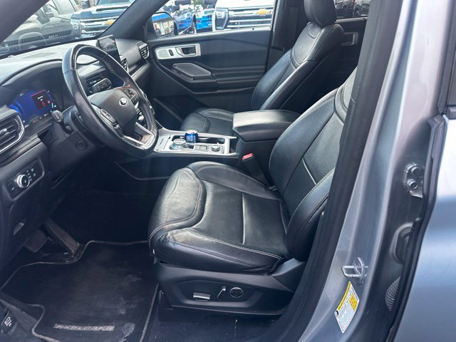 Used 2020 Ford Explorer ST w/ Premium Technology Package AWD/4WD image 4