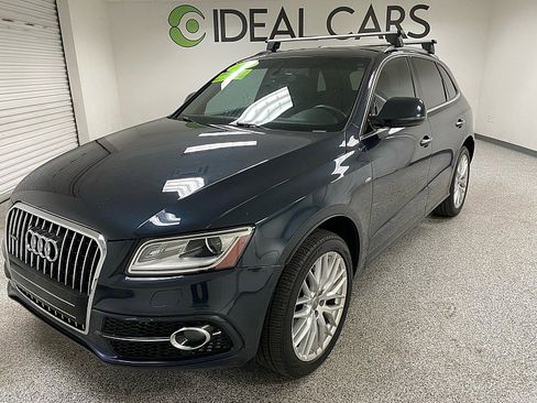 Used 2017 Audi Q5 2.0T Premium Plus w/ Technology Package image 1