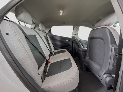 Used 2020 Chevrolet Bolt LT FWD image 27