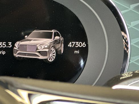 Certified 2022 Bentley Bentayga Speed AWD/4WD image 31