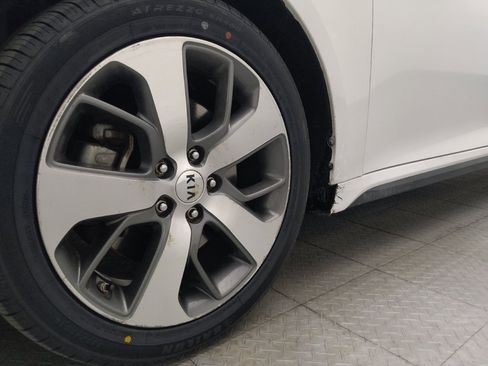 Used 2019 Kia Optima S FWD image 31