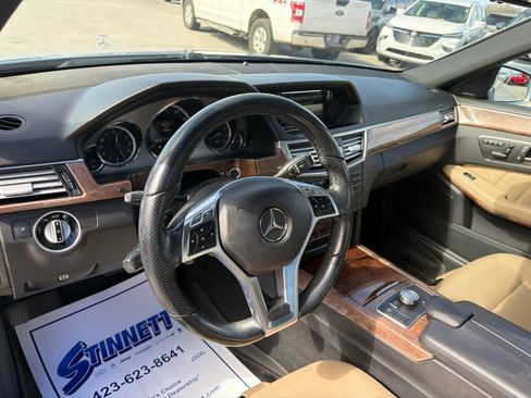 Used 2013 Mercedes-Benz E 350 4MATIC Sedan image 13