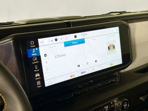 Used 2024 Jeep Wrangler Willys image 14