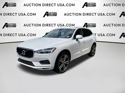 Used 2021 Volvo XC60 T5 Momentum w/ Protection Package Premier