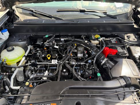 Certified 2024 Ford Maverick XLT FWD image 32