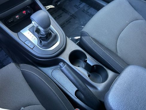 Certified 2024 Kia Forte LXS w/ LXS Technology Package FWD image 20