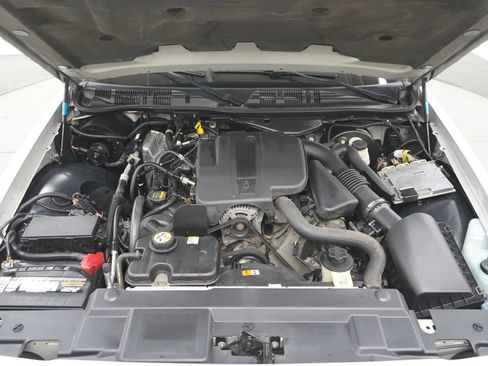 Used 2009 Mercury Grand Marquis LS RWD image 29