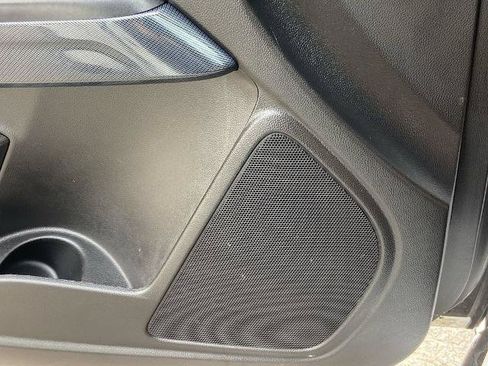 Used 2019 Chevrolet Colorado Z71 AWD/4WD image 19