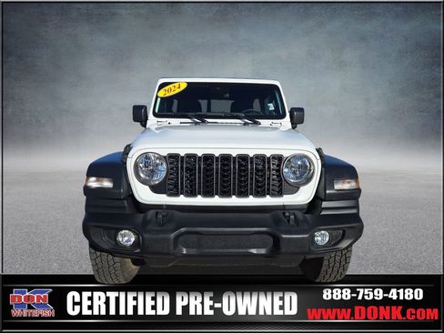 Used 2024 Jeep Wrangler Sport S image 3