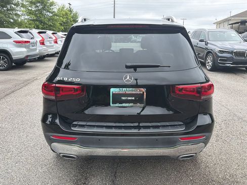 Used 2021 Mercedes-Benz GLB 250 image 6