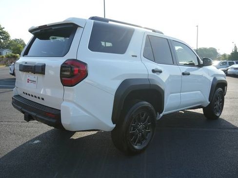Used 2026 Toyota 4Runner SR5 RWD image 7