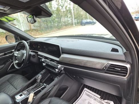 Used 2024 Kia Telluride EX X-Line AWD/4WD image 11