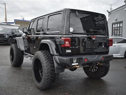 Used 2024 Jeep Wrangler Unlimited Rubicon 392 AWD/4WD image 3
