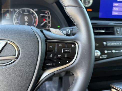 Certified 2024 Lexus ES 350 w/ Accessory Package (Z1) FWD image 24