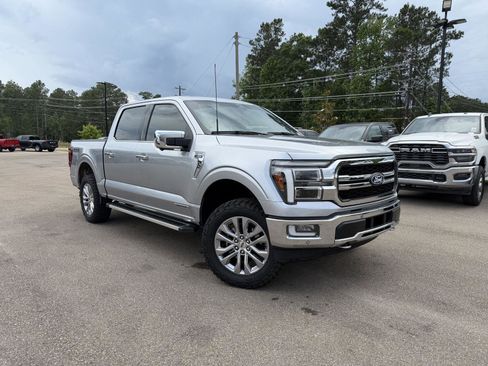 Used 2024 Ford F150 Lariat w/ Mobile Office Package AWD/4WD image 3