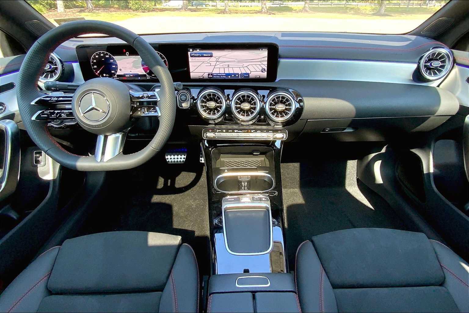 Certified 2026 Mercedes-Benz CLA 250 4MATIC image 5