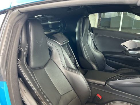 Used 2021 Chevrolet Corvette Stingray Preferred Cpe w/ Z51 Performance Package RWD image 25