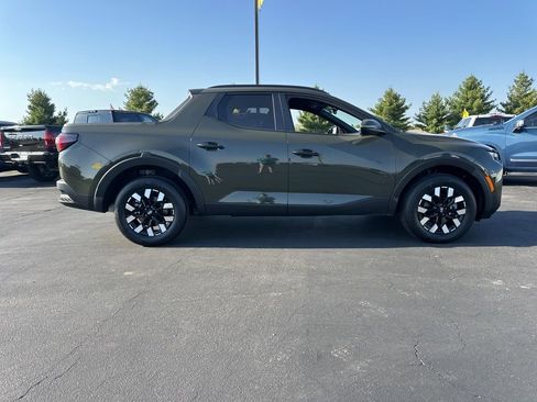 Used 2025 Hyundai Santa Cruz SEL image 4