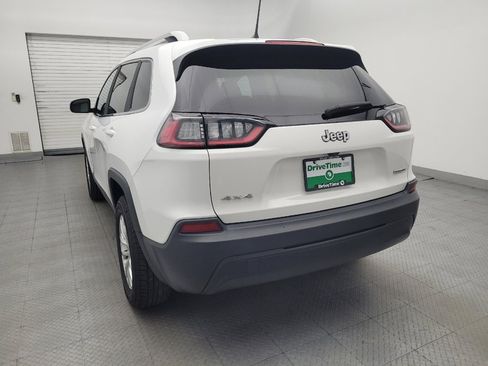 Used 2019 Jeep Cherokee Latitude w/ Cold Weather Group AWD/4WD image 6