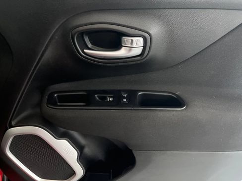 Used 2018 Jeep Renegade Sport w/ Power & Air Group AWD/4WD image 58