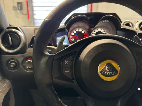 Used 2020 Lotus Evora image 26