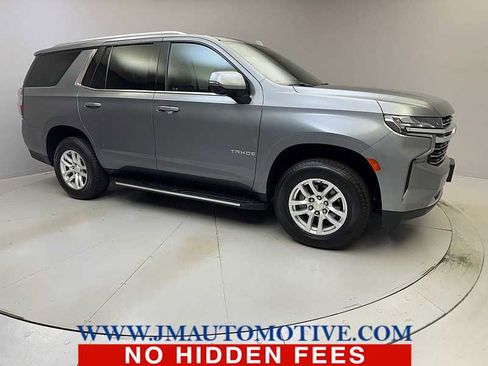 Used 2022 Chevrolet Tahoe LT w/ Luxury Package AWD/4WD image 7