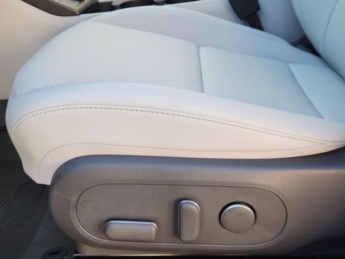 New 2026 Hyundai Kona Limited FWD image 25