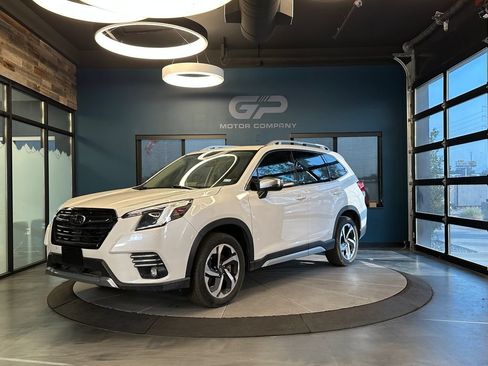 Used 2022 Subaru Forester Touring AWD/4WD image 7